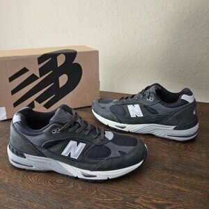Size 9 - New Balance 'Vulkan'